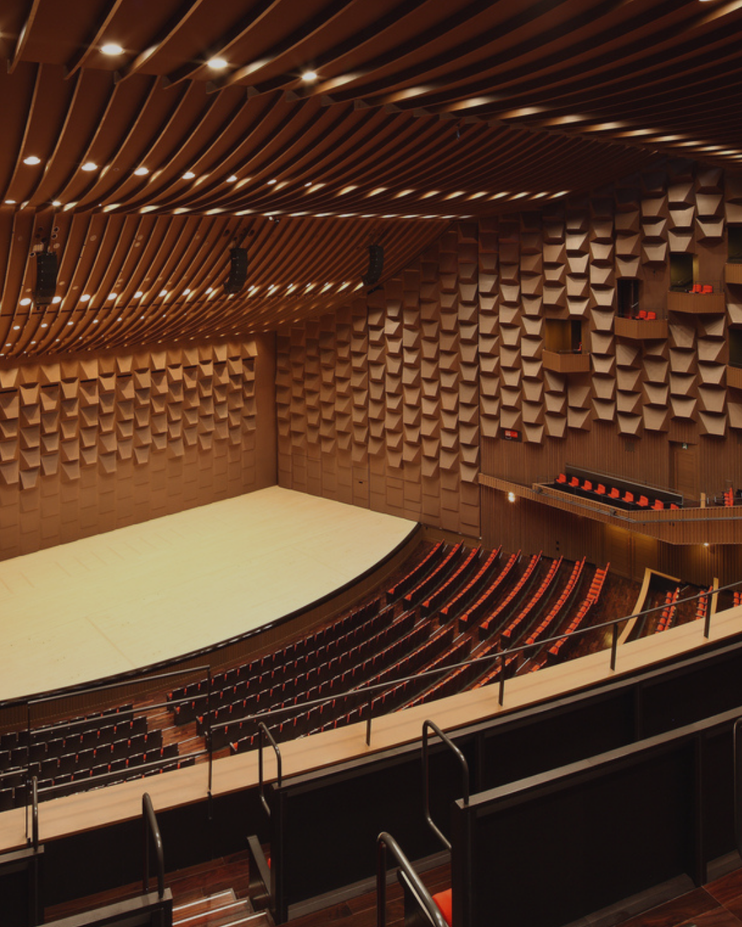 3.07 - OSAKA - Festival Hall
